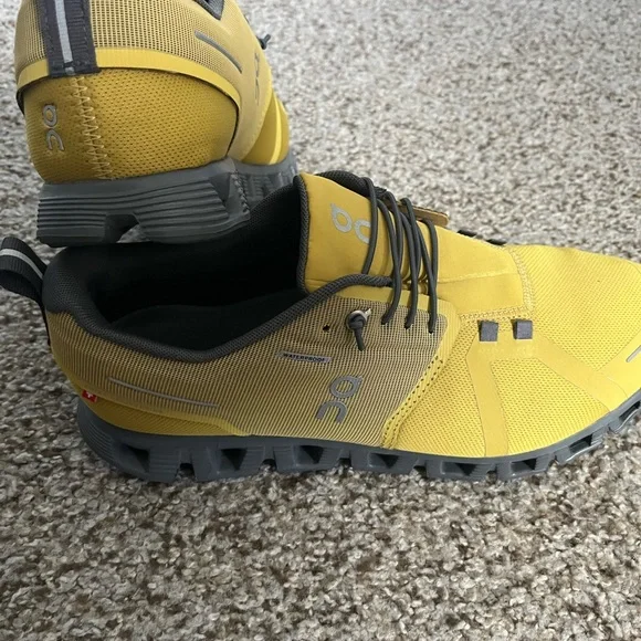 On Running Men's Vibrant Yellow Athletic Shoes 10.5 - Picture 6 of 7